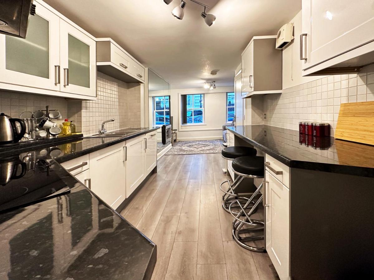 Chic Apartment In Mayfair Λονδίνο Εξωτερικό φωτογραφία