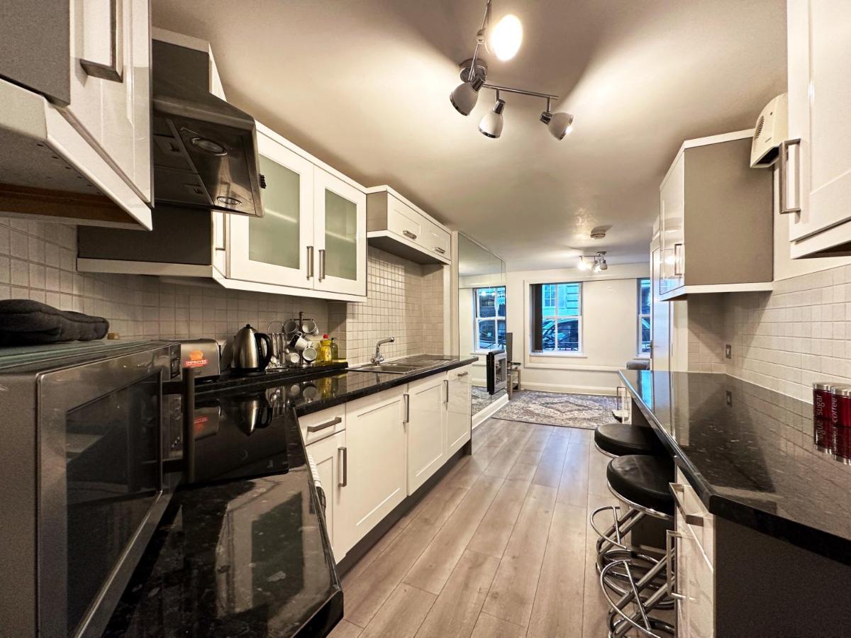 Chic Apartment In Mayfair Λονδίνο Εξωτερικό φωτογραφία