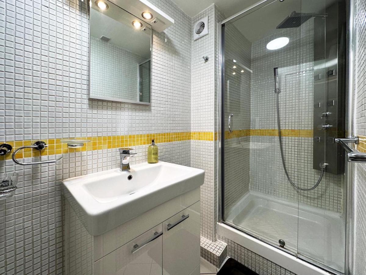 Chic Apartment In Mayfair Λονδίνο Εξωτερικό φωτογραφία